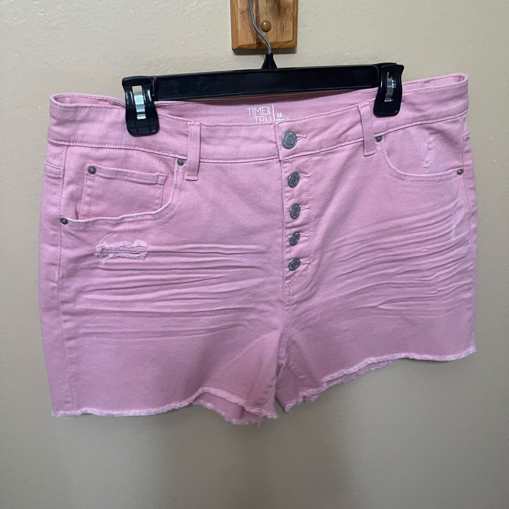 Time & Tru 
Pink front button up shorts